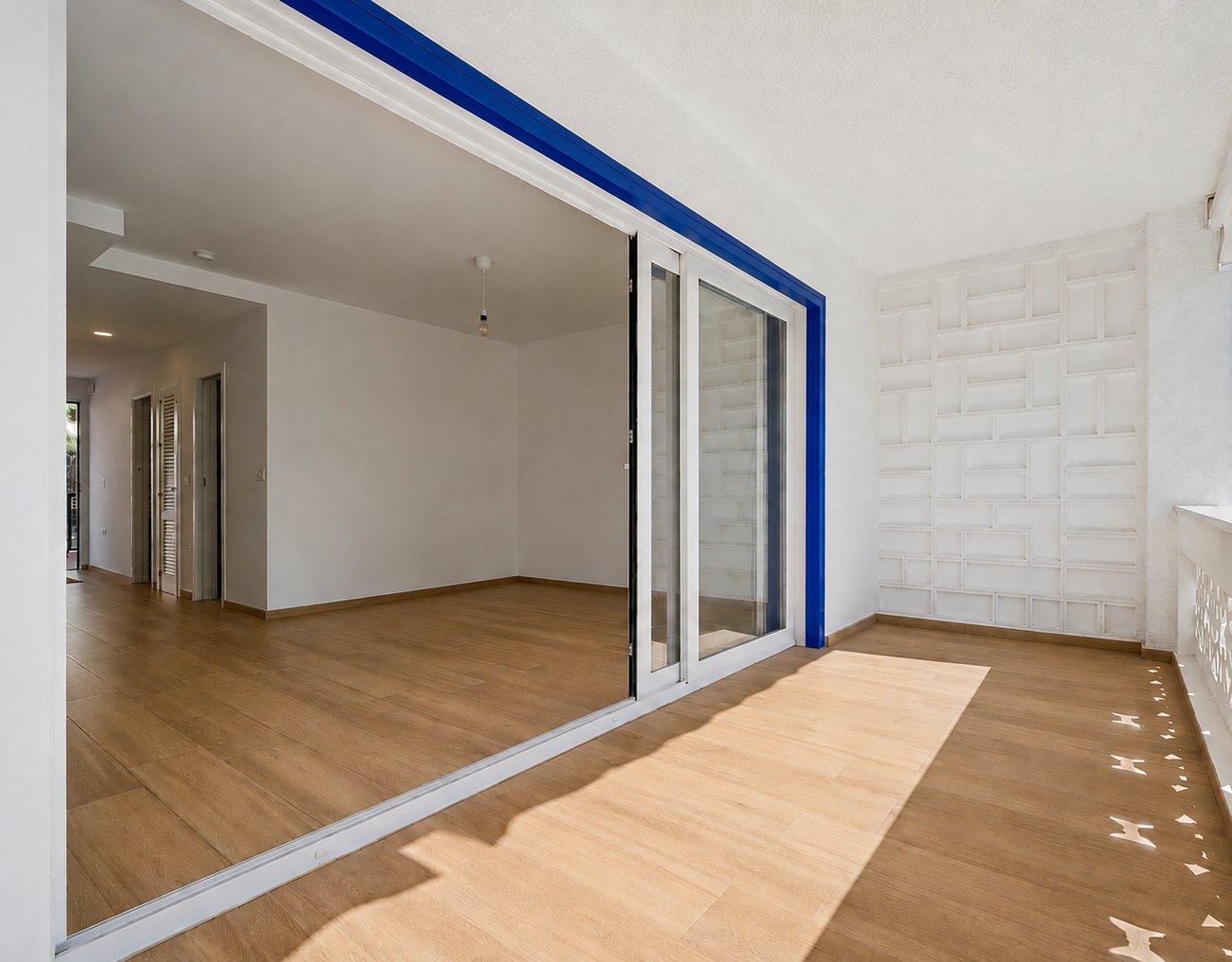 Terraza vacía antes del home staging